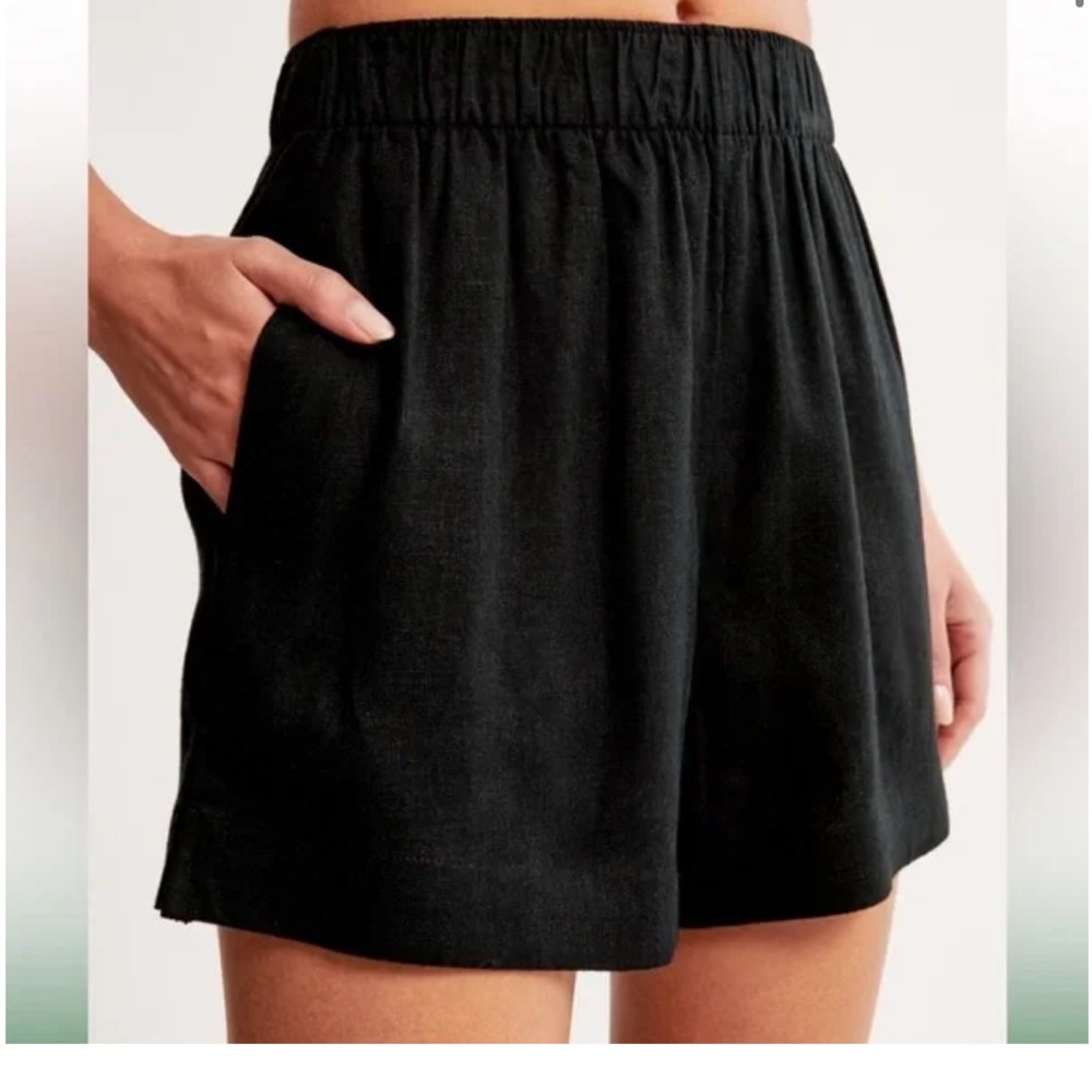Abercrombie & Fitch High Waist Black Shorts